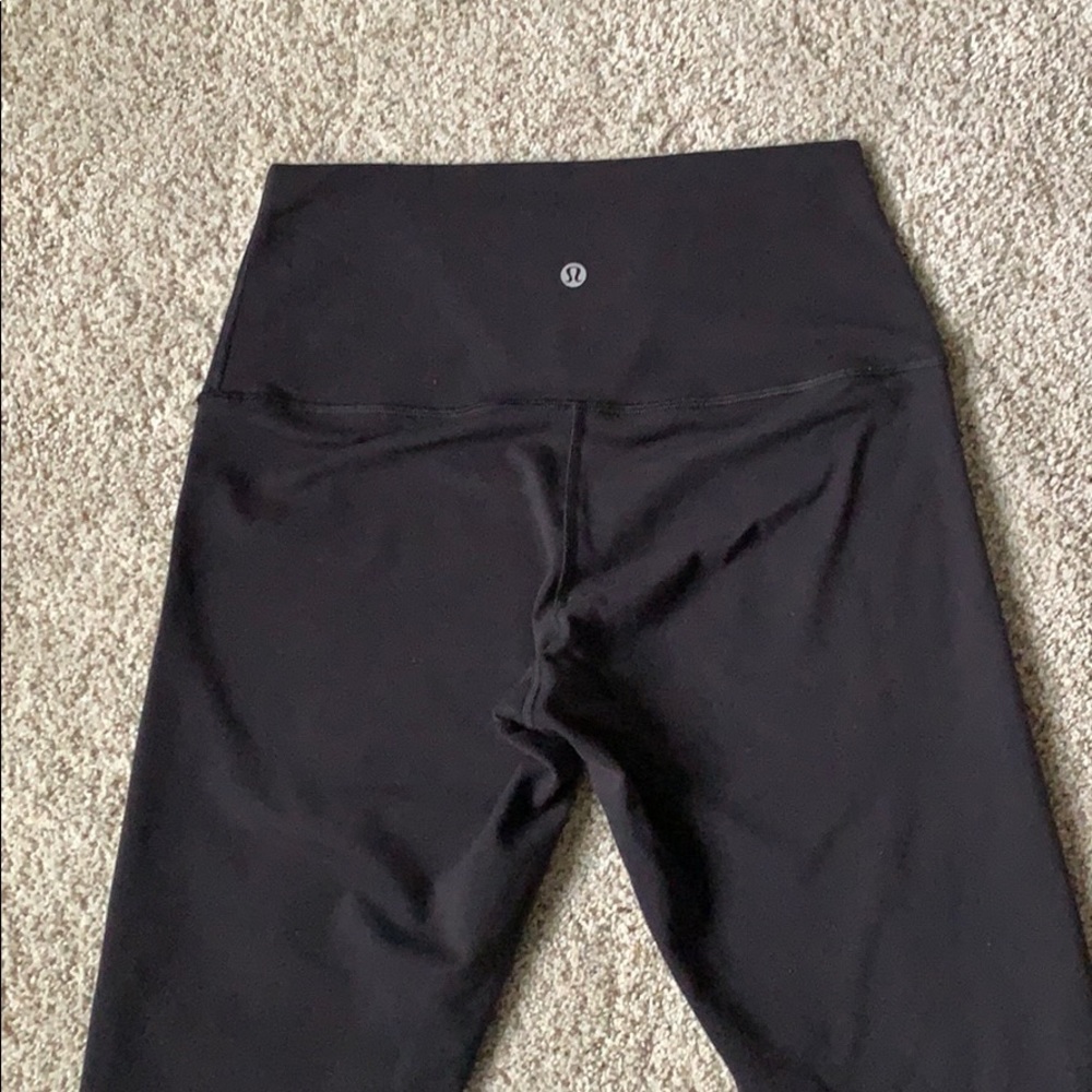 Lululemon High Rise Wunder Under Crop (Black Luon)